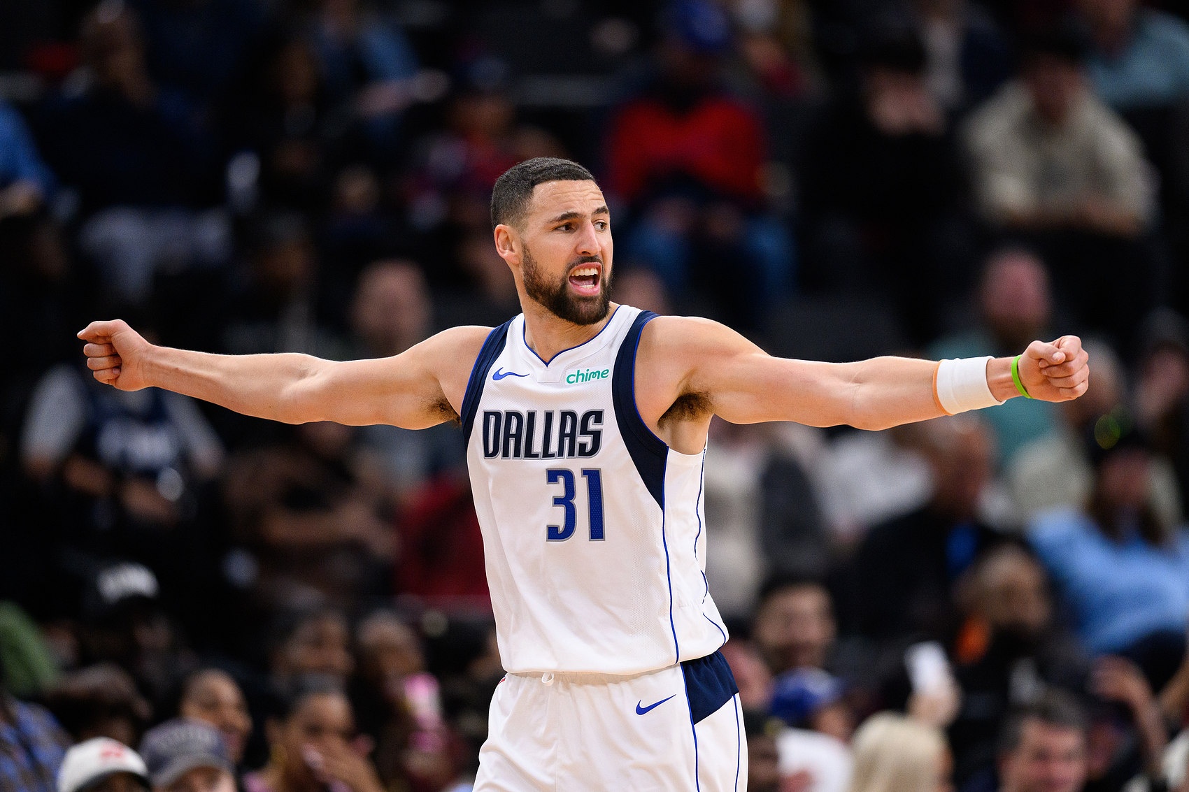 b体育-克莱：生涯第15个赛季&amp;我享受在场的每一秒 能打球真的是一种福气